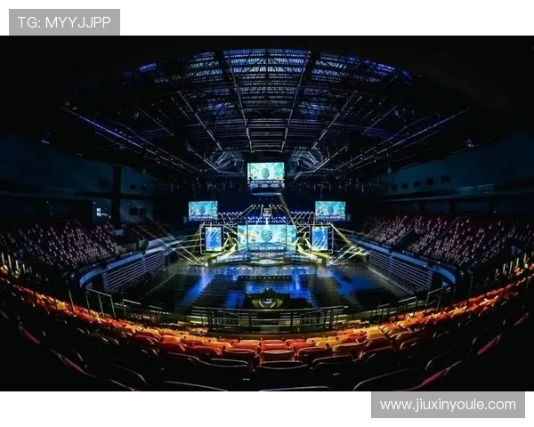 电竞比赛实时比分更新 赛事分析与战况回顾 全程掌握精彩瞬间