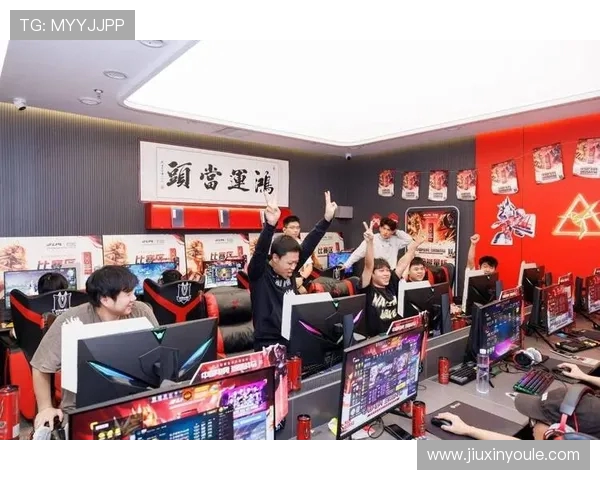 电竞赛事新风潮 各大战队争夺冠军荣誉 激烈对决点燃全球观赛热情