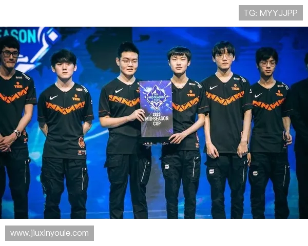 《全球电竞赛事激战正酣 新兴战队崛起引领游戏产业新潮流》