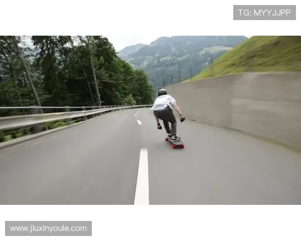 武汉滑板队区域防守分析与战术调整的得失启示