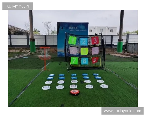 深圳飞盘队防守策略的创新与实践探索全景分析 深圳飞盘队防守策略的创新与实践探索全景分析