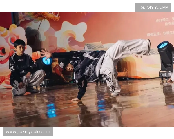 街舞人生的舞台与梦想黄秀英的成长与坚持之路