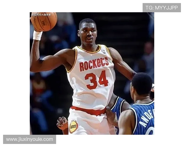 哈基姆·奥拉朱旺:从非洲篮球新星到NBA传奇巨星的辉煌历程 哈基姆·奥拉朱旺:从非洲篮球新星到NBA传奇巨星的辉煌历程