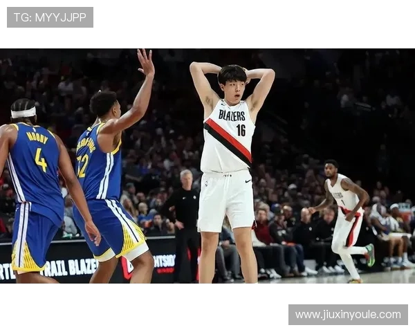 CCTV5直播勇士对阵黄蜂精彩赛事分析与球员表现解析 CCTV5直播勇士对阵黄蜂精彩赛事分析与球员表现解析